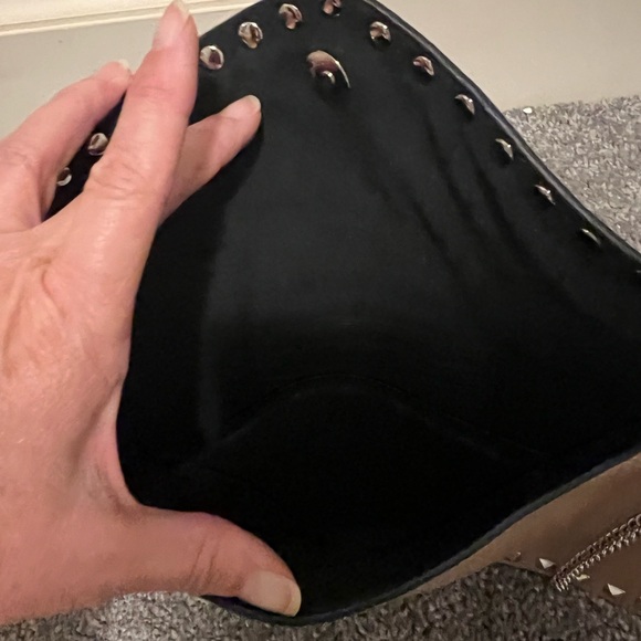 Studded Tan Envelope Clutch/Chain Bag - Picture 6 of 12